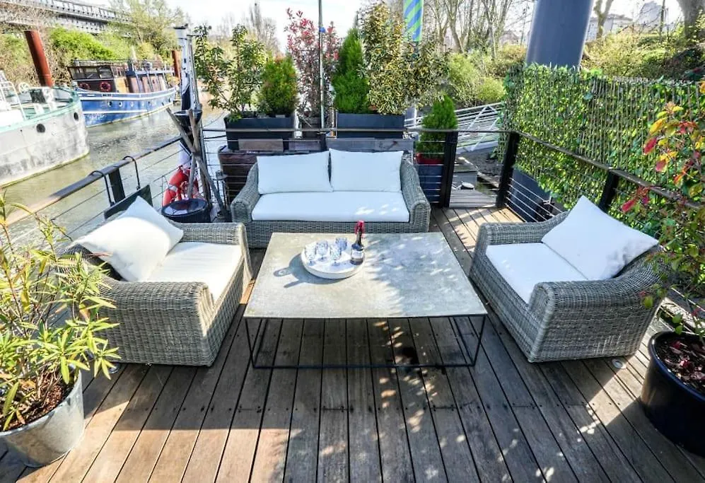 Botel Riverside Barge At Issy 92130 Hotel Paris France